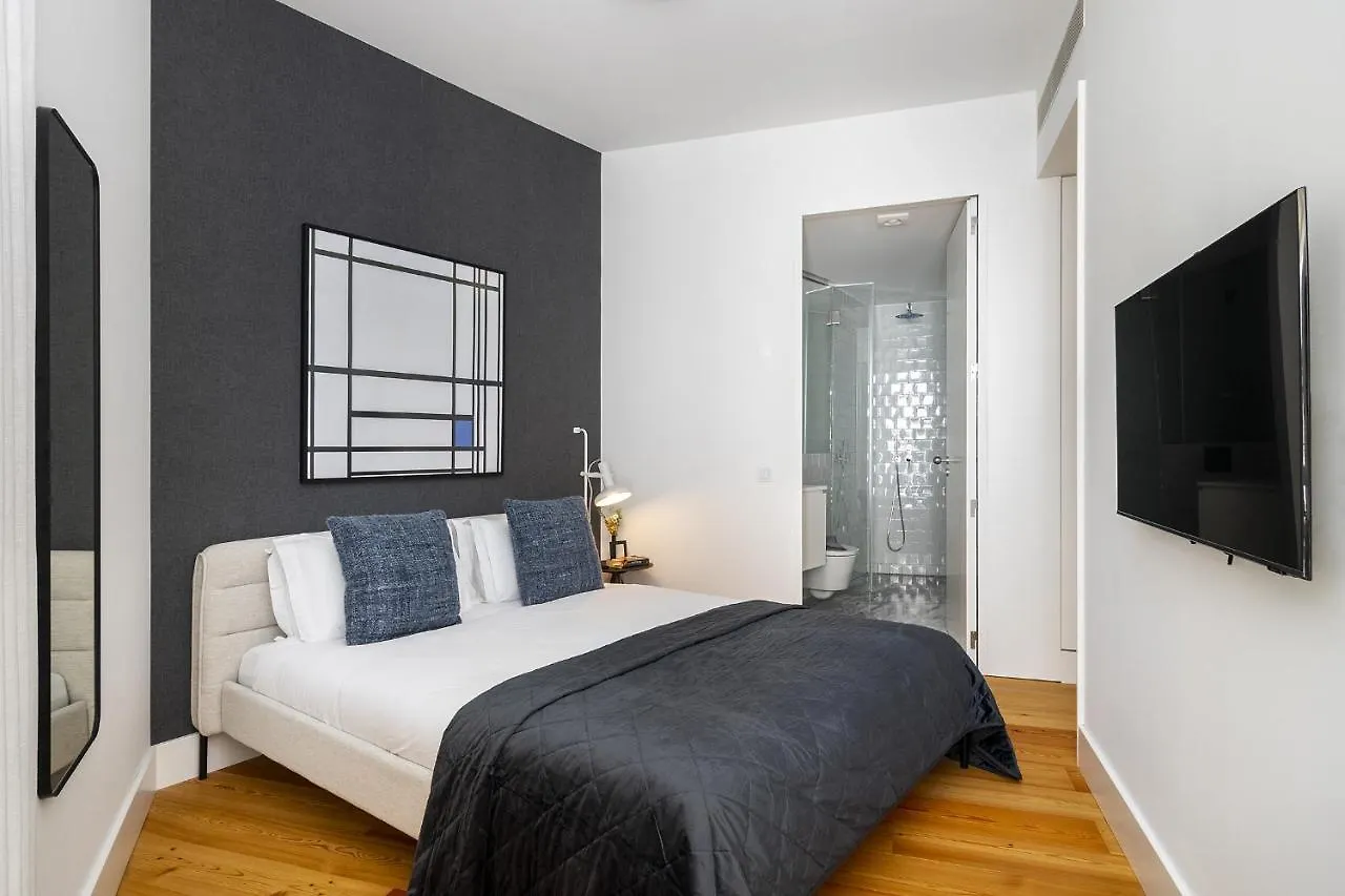 Апартаменты Whome Exclusive City Hideaway Perfect For Digital Nomads & Remote Workers Лиссабон